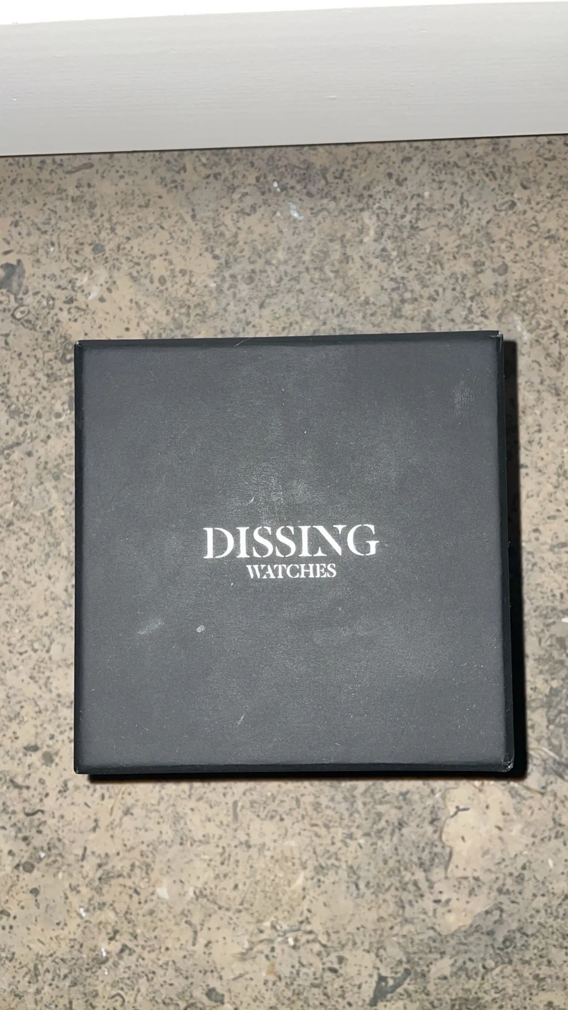 Dissing silverfärgad klocka med stenar - 4