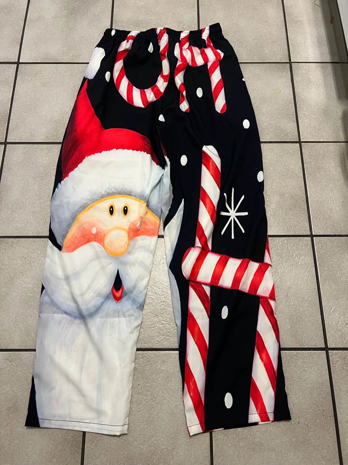 Julbyxor med tomtemotiv och polkagrisar - 4