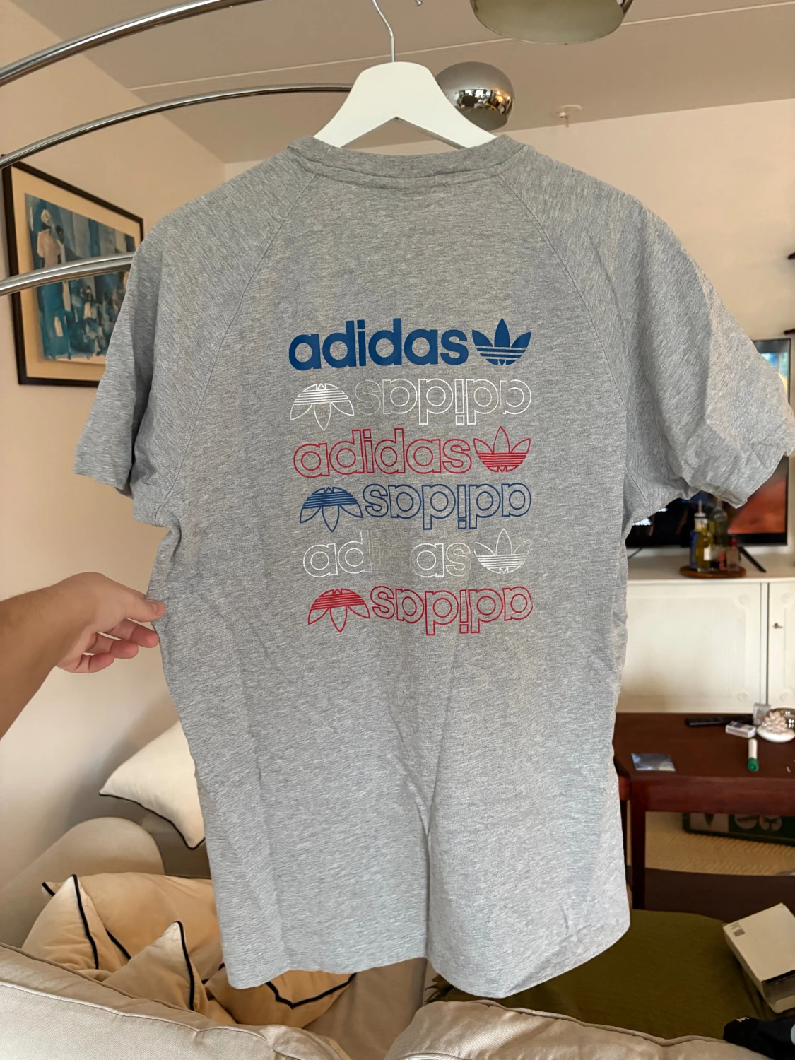 Grå Adidas t-shirt med tryck - 3
