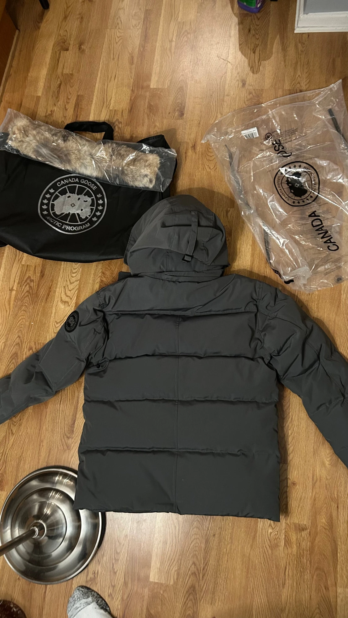 Canada goose black label - 4