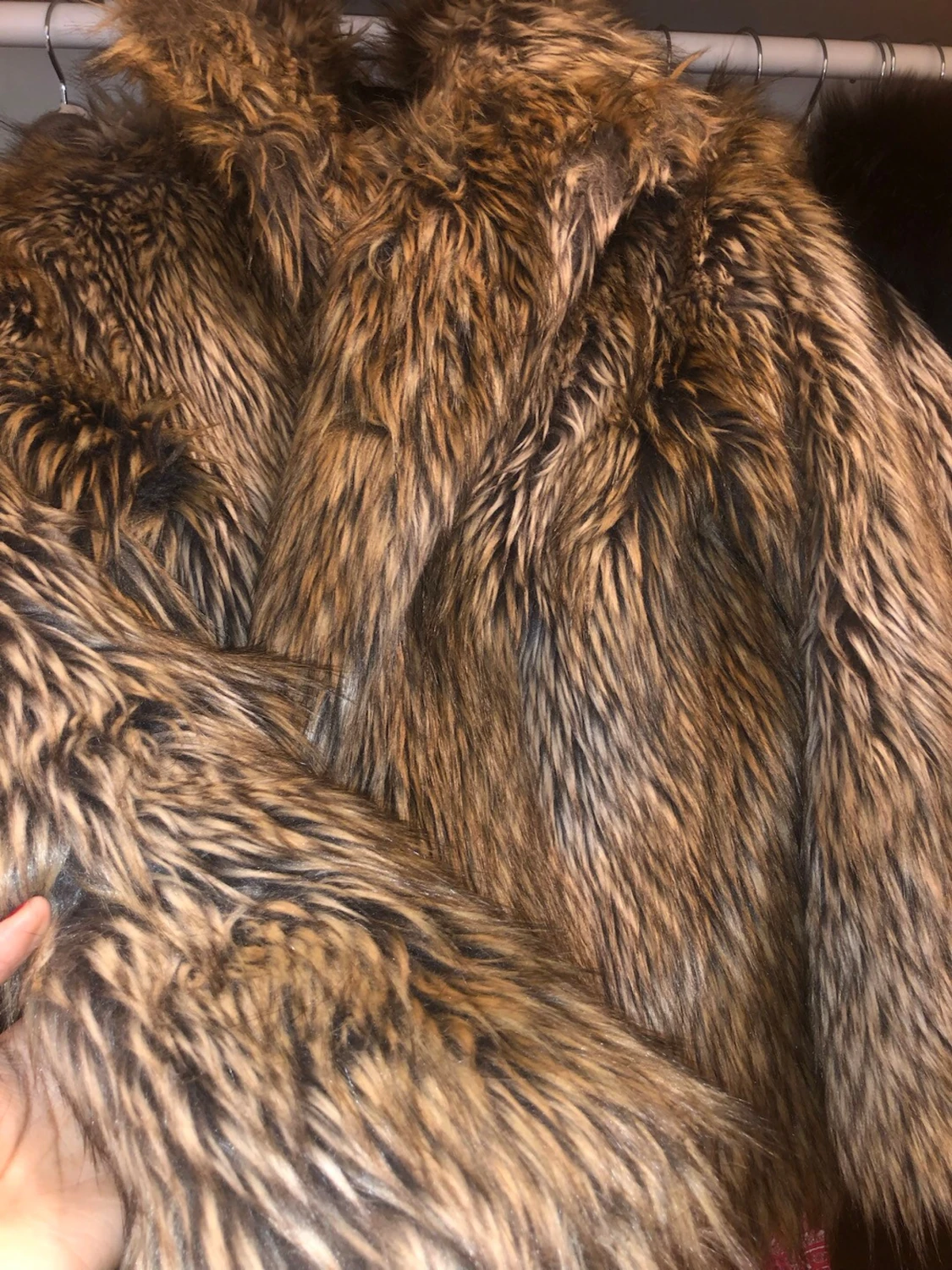 Brun fluffig pälsjacka - 2