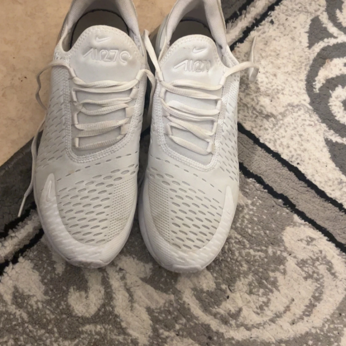 Nike Air Max 270 vita sneakers