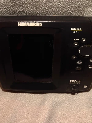 Humminbird 587c SI GPS ekolod med inbyggd GPS - Humminbird 587c SI GPS ekolod med inbyggd GPS