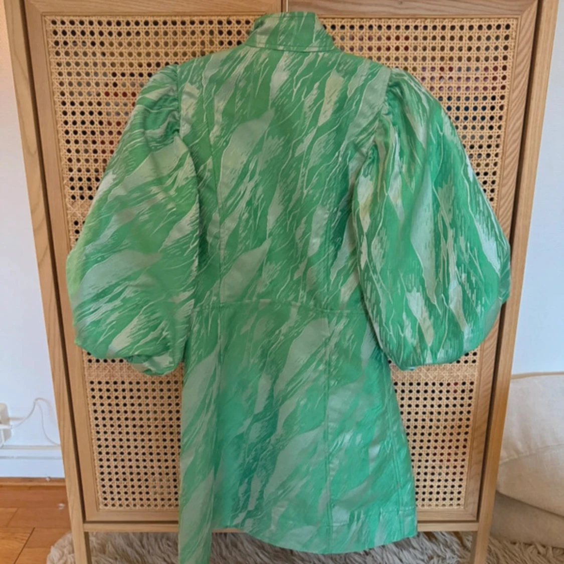 Grön klänning från Ganni - 2