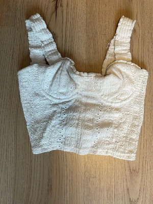 Topp - Säljer denna topp från NA-KD storlek s,   