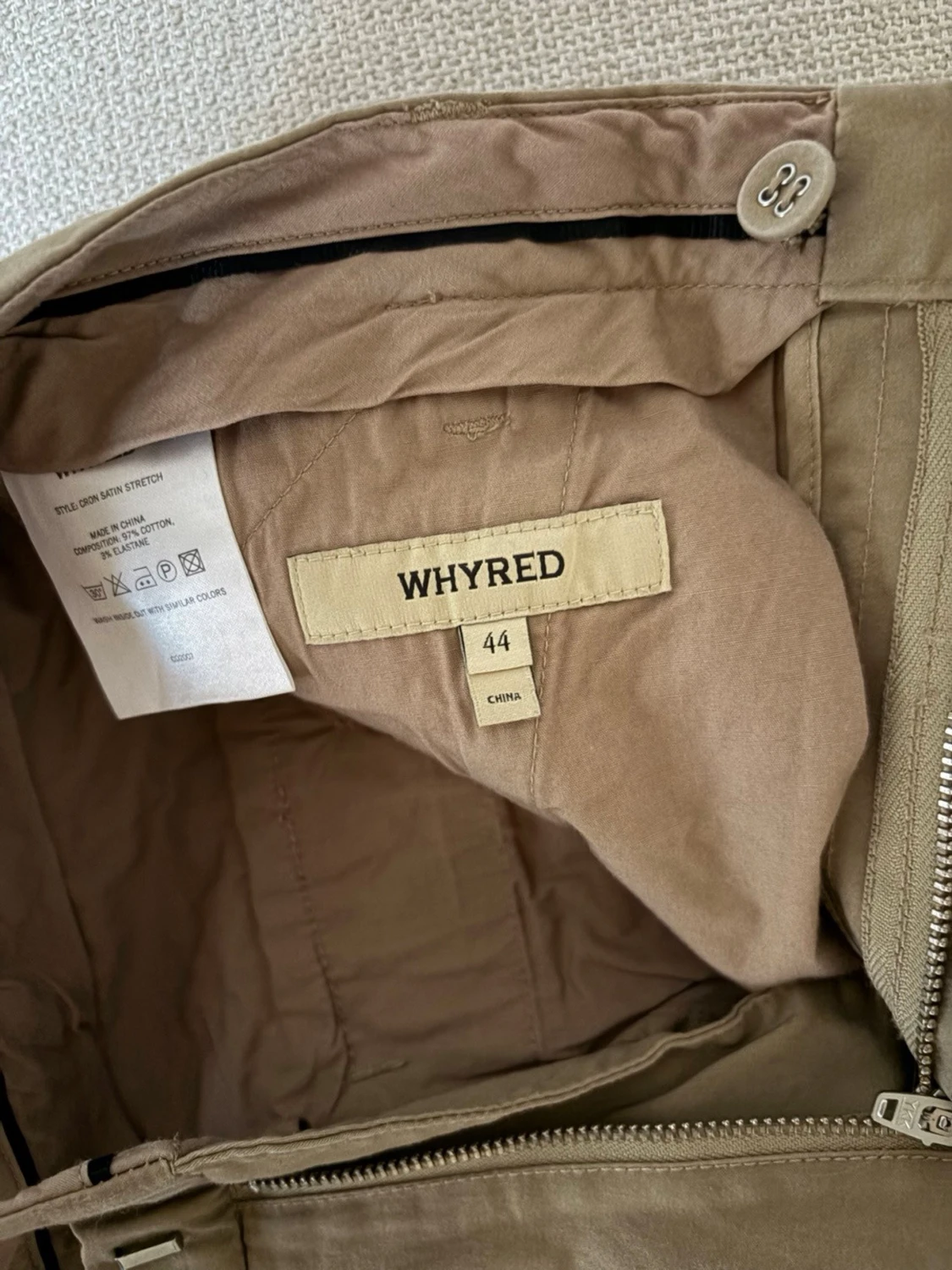 Beiga chinos från Whyred, storlek 44 - 1