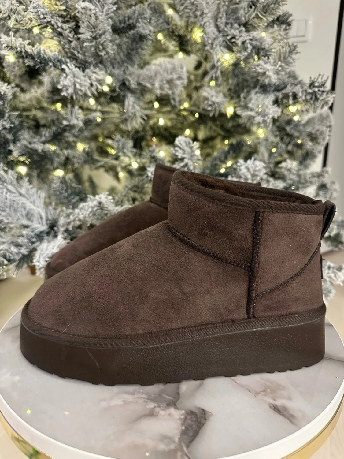 Bruna UGG boots i mocka