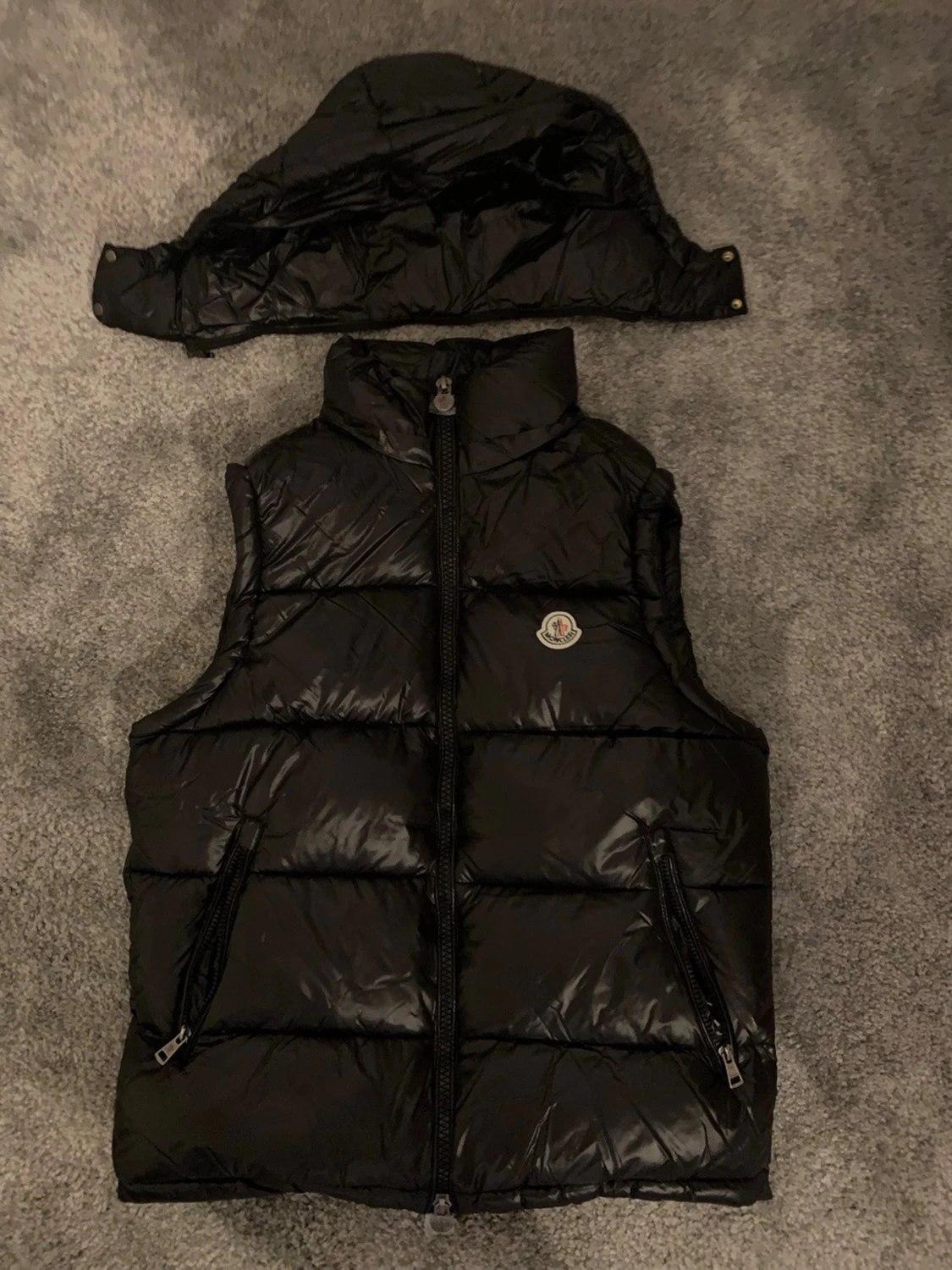 Svart dunväst från Moncler - 1