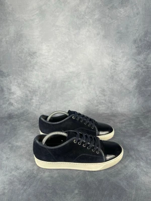 Lanvin DBB1 - Skick: 8/10, inga defekter. | Ingår: endast skorna. | Nypris: +- 5200 SEK. | Storleken är UK6.