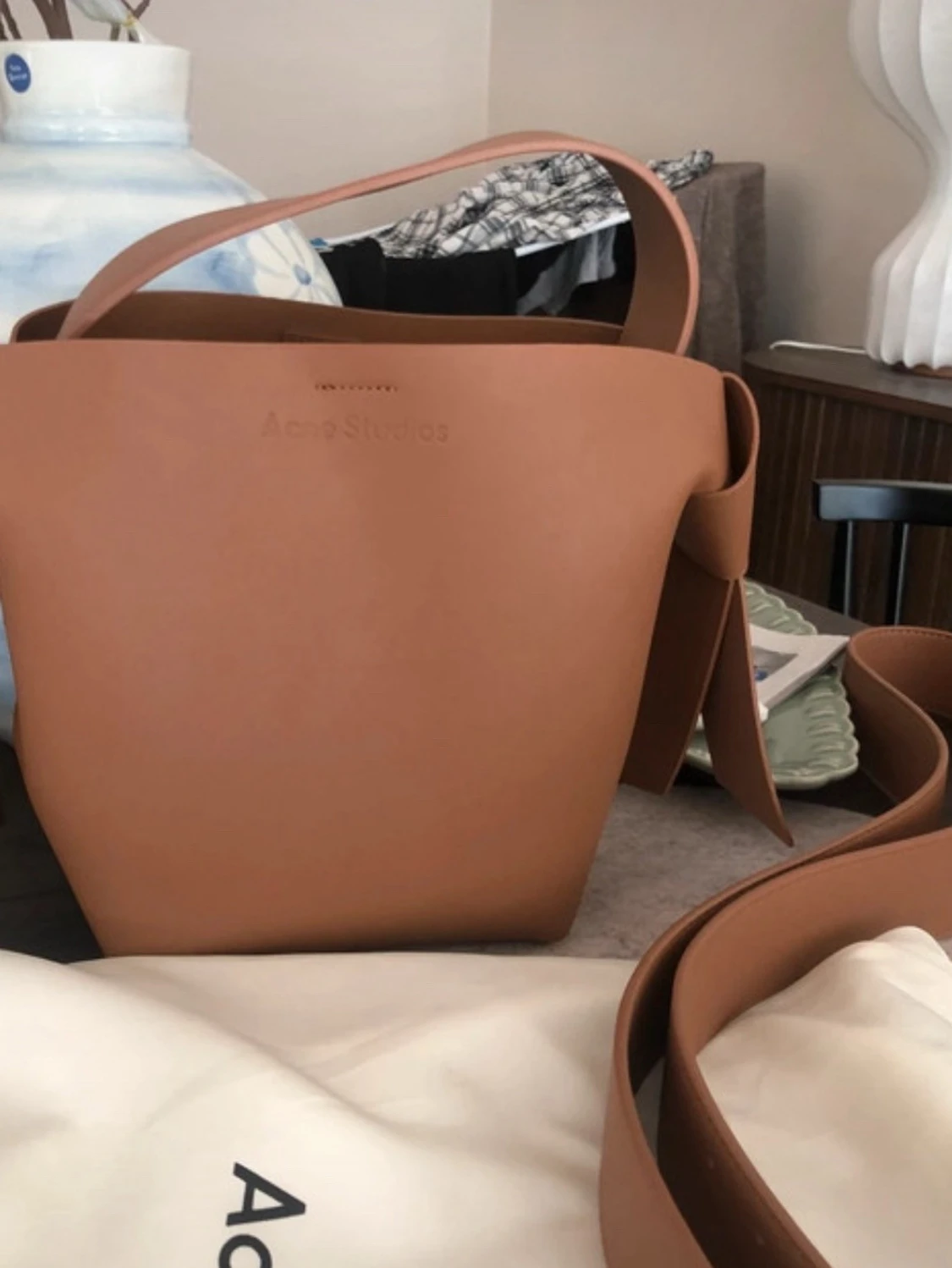 Brun axelväska Acne Studios  - 1