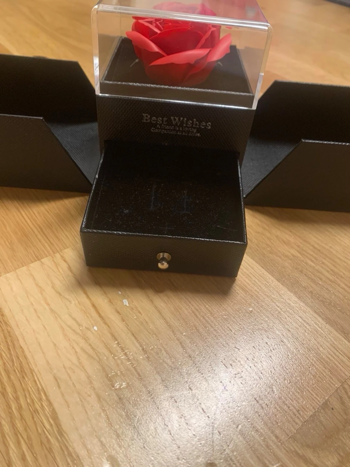 Smyckesask med röd ros och låda - 1