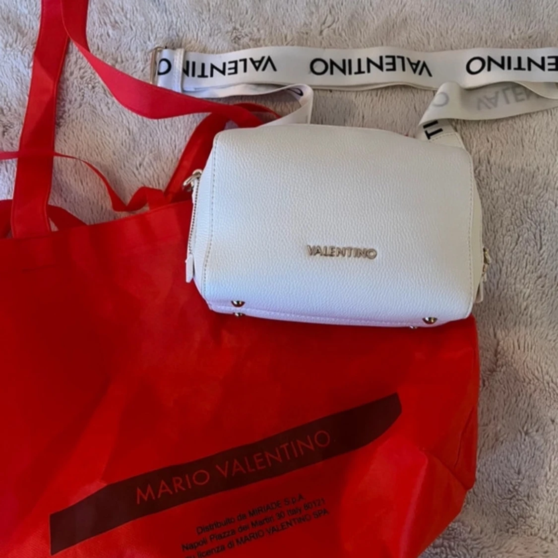 Vit axelväska från Mario Valentino - 1