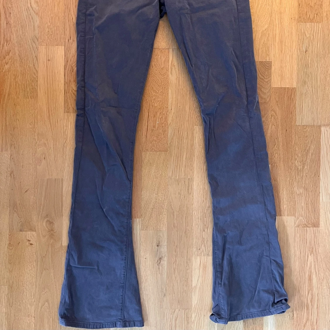 Bruna lågmidjafe byxor 