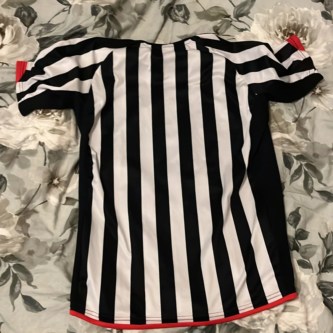 Juventus randig fotbollströja L - 3