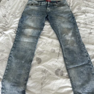 Guess Jeans - Priset kan diskuteras!