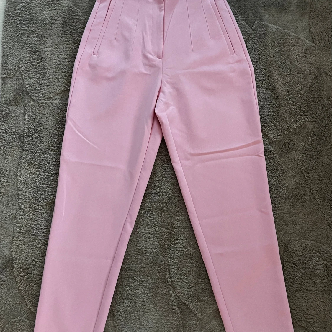 Rosa högmidjade byxor från Zara XS