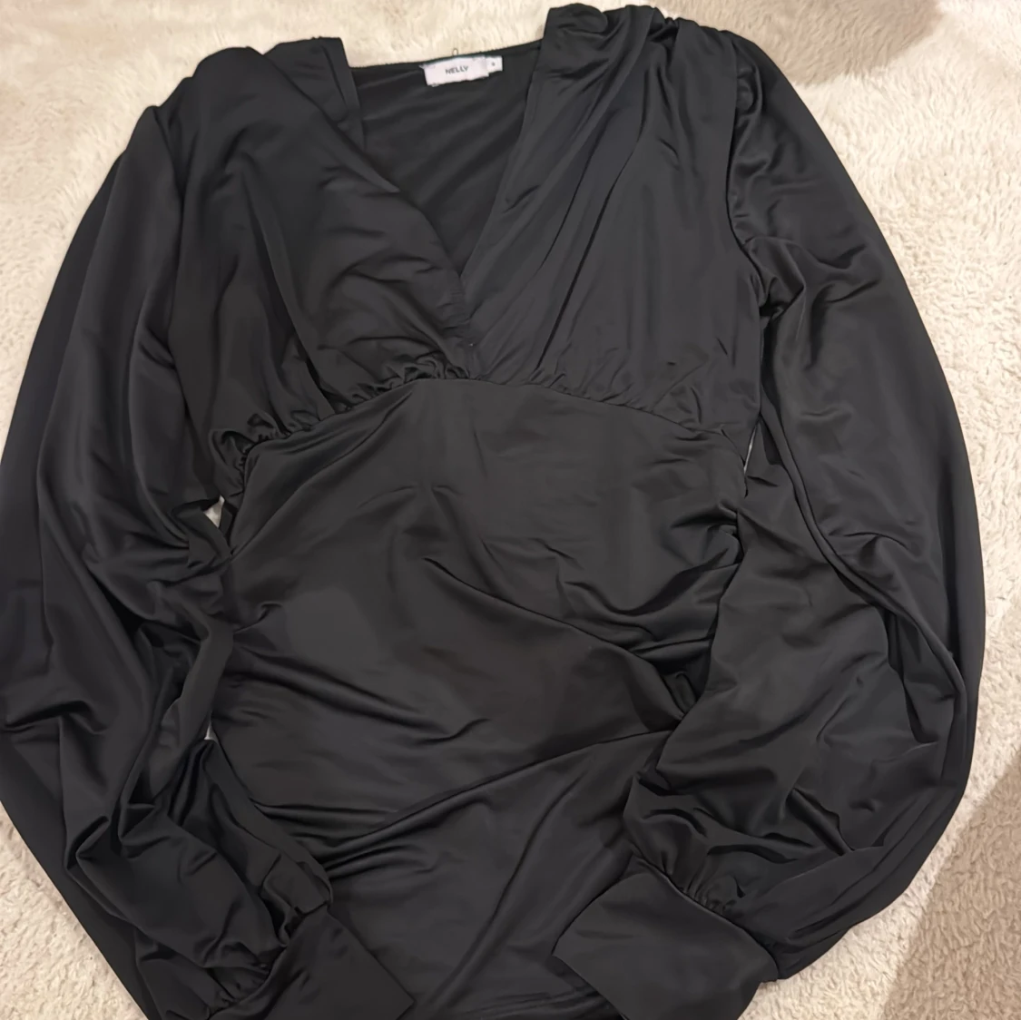 Svart topp från Nelly - 2