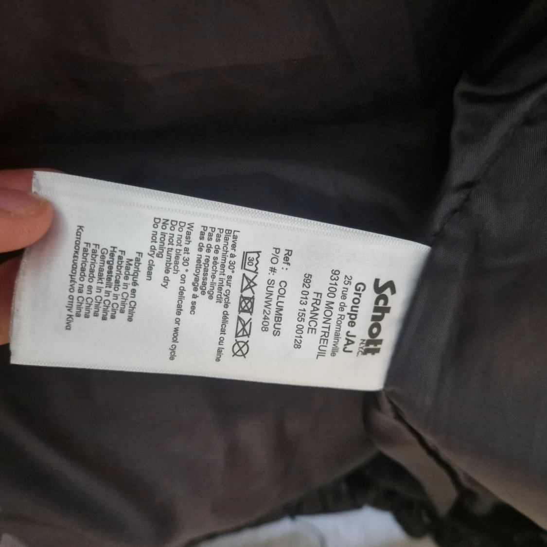 Svart pufferjacka från Schott  - 4