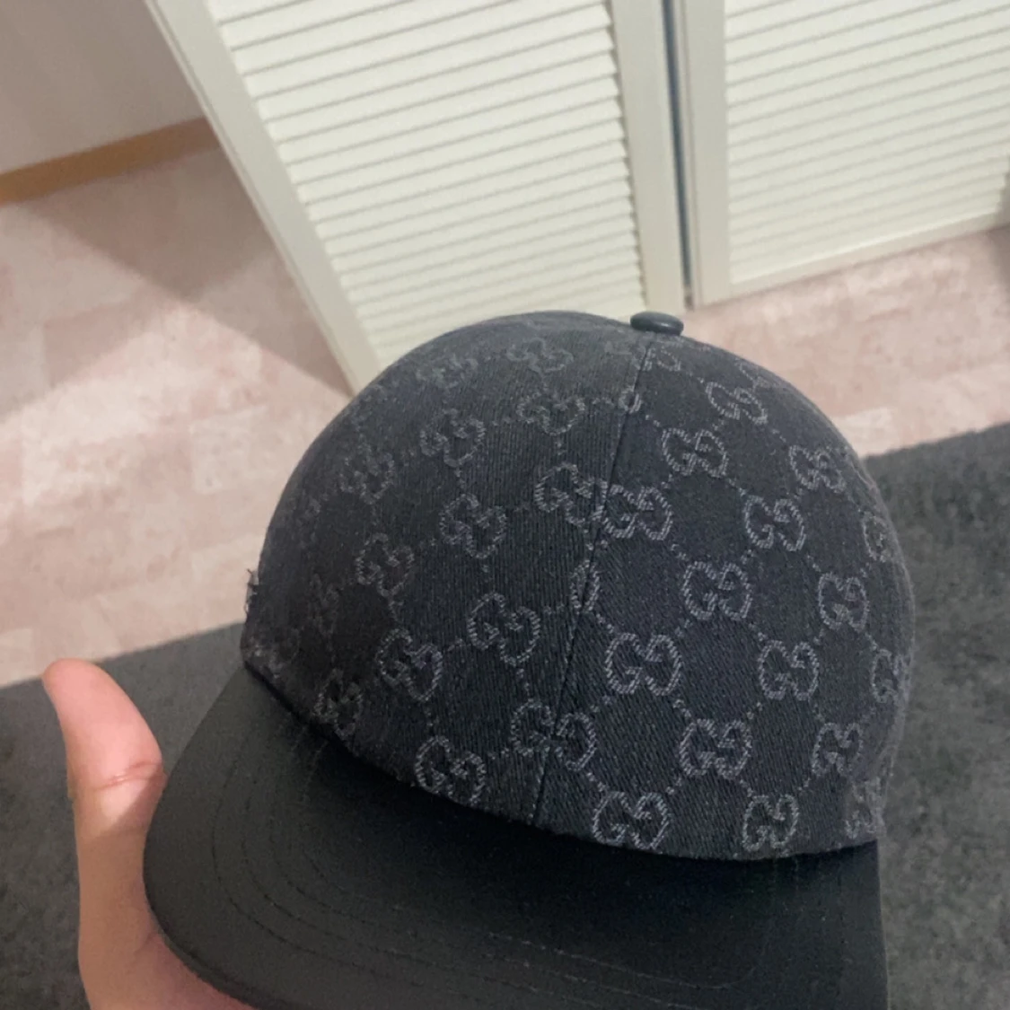 Gucci dubai gg keps storleken är L - 1