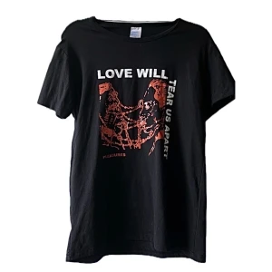 T-shirt - lil peep inspirerad tisha, sjukt skön passform, har nån mindre defekt precis vid nacken men kan sys ihop enkelt!