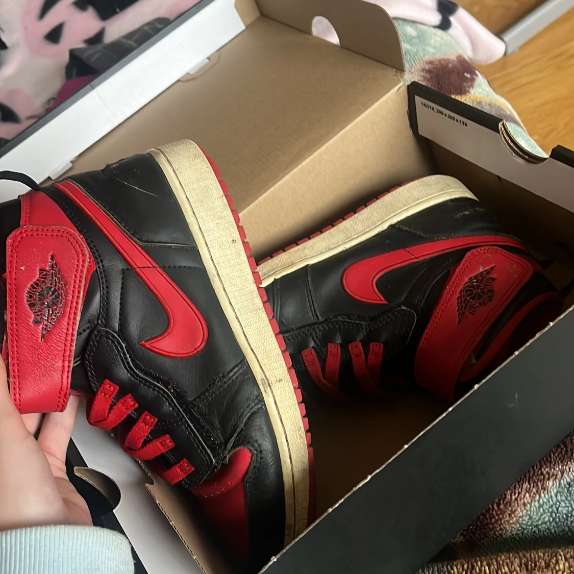 Nike Air Jordan 1 svart/röd high - 1