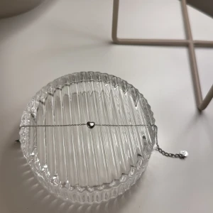 Silverarmband med hjärta - Armband från Edblad 🥰