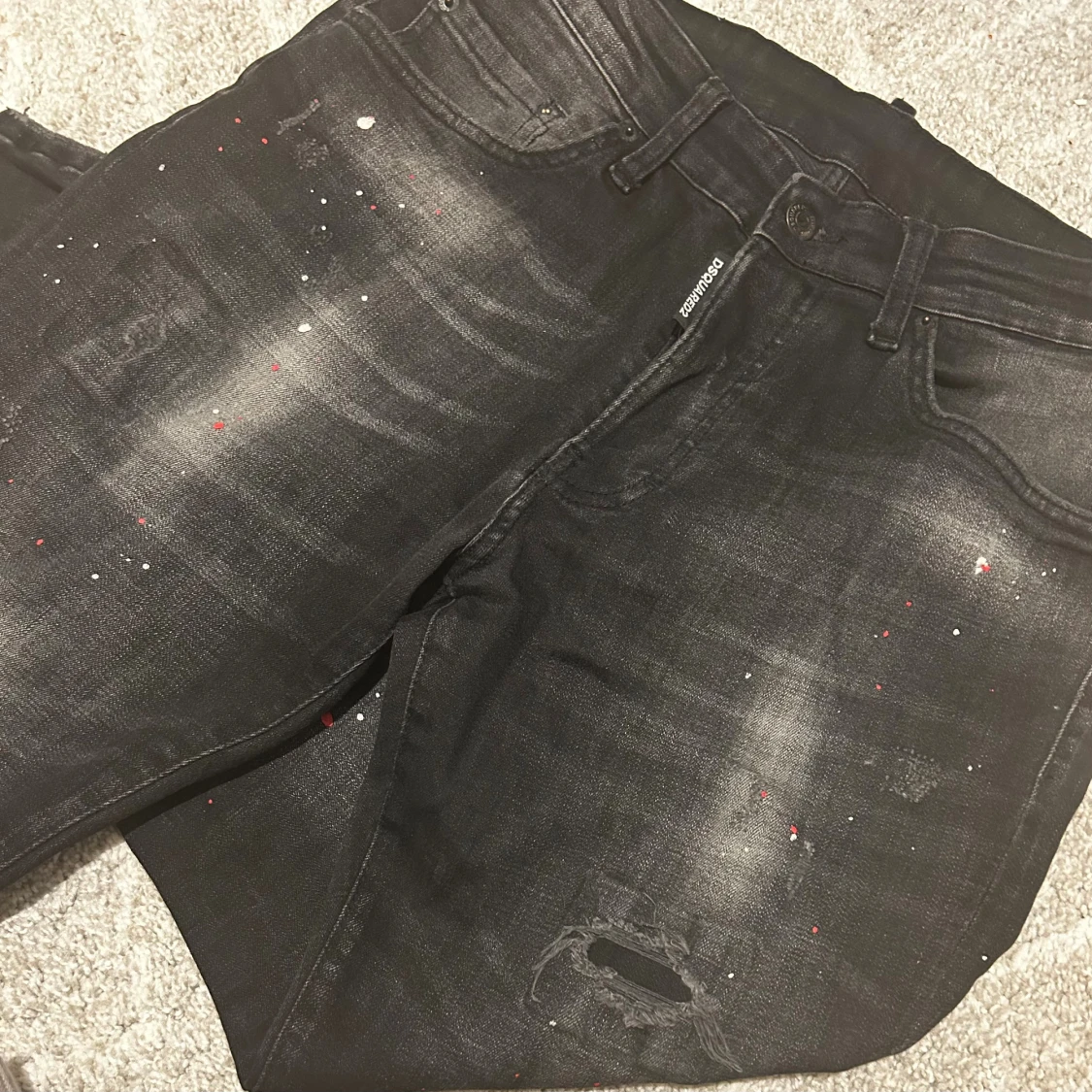 Svarta Dsquared2 jeans med färgstänk - 2