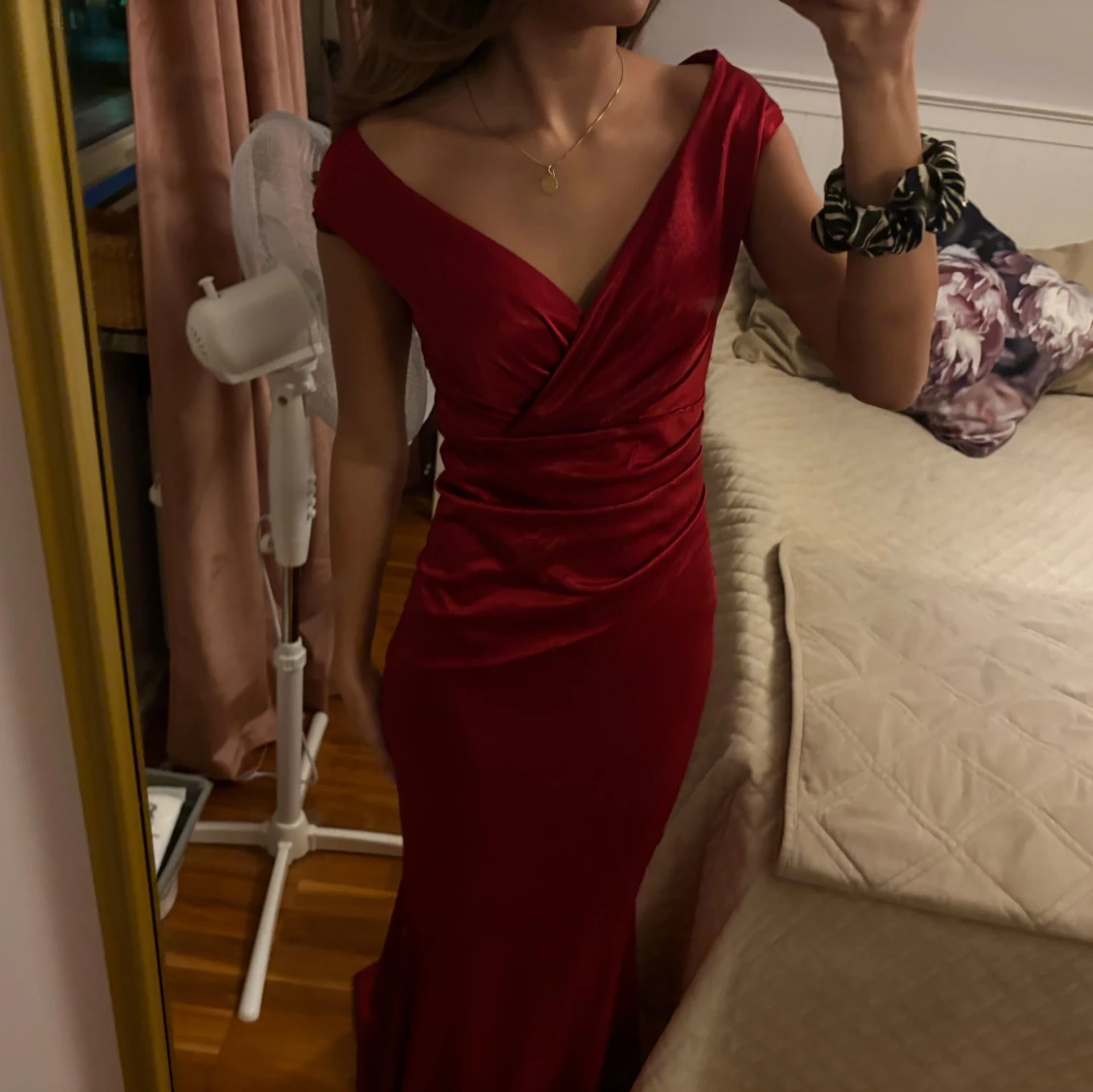 Vinröd balklänning  - 1