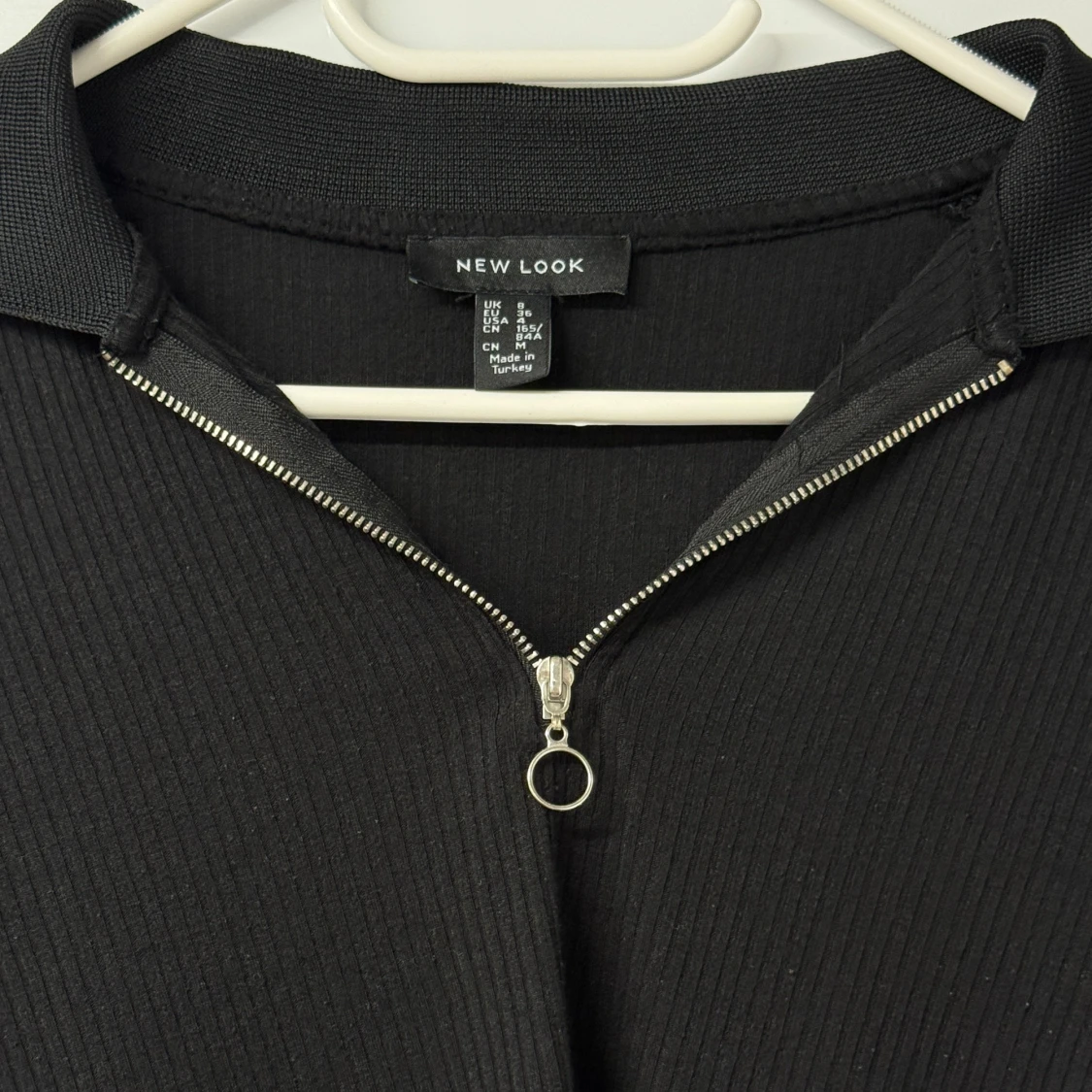 Svart ribbad långärmad polotopp från New Look - 3