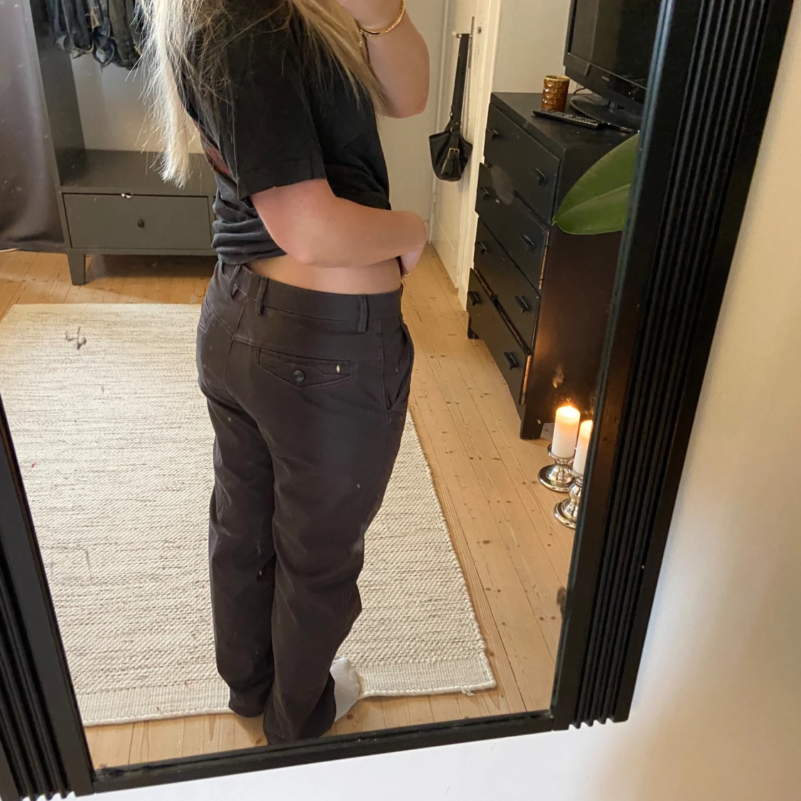 Mörkbruna raka kostymbyxor - 1