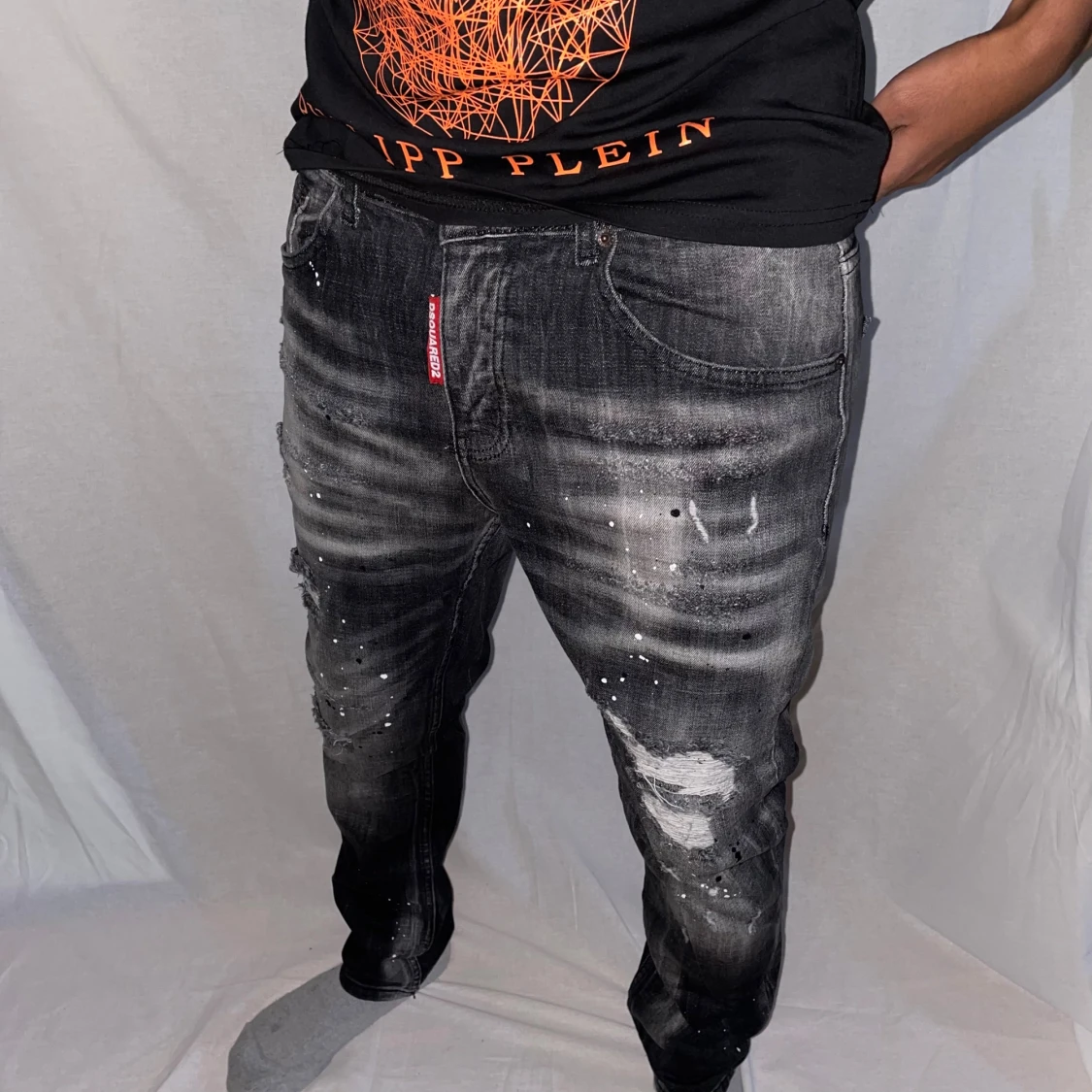 Dsquared jeans strl 50 svart