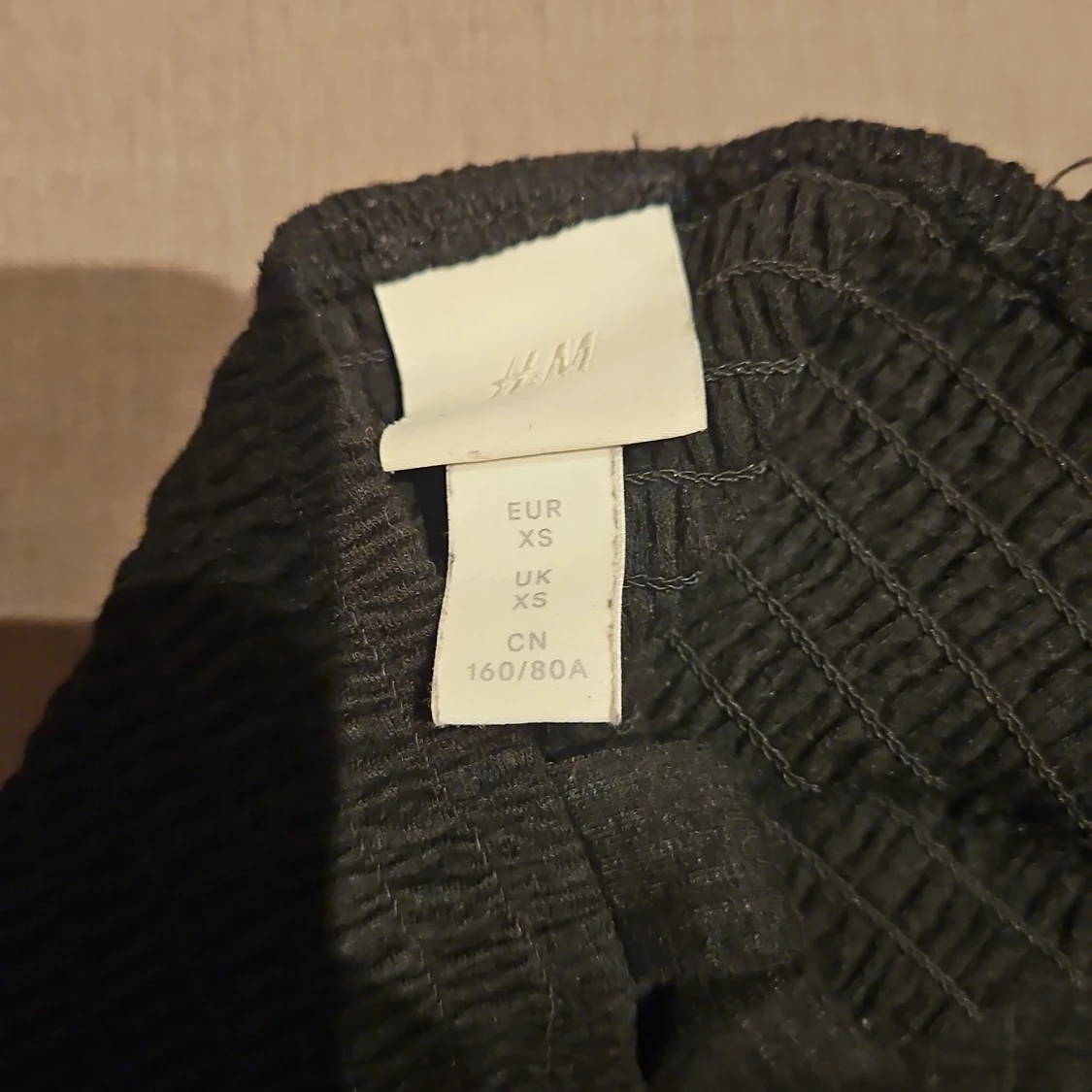 Svart volang linnetopp från H&M - 3