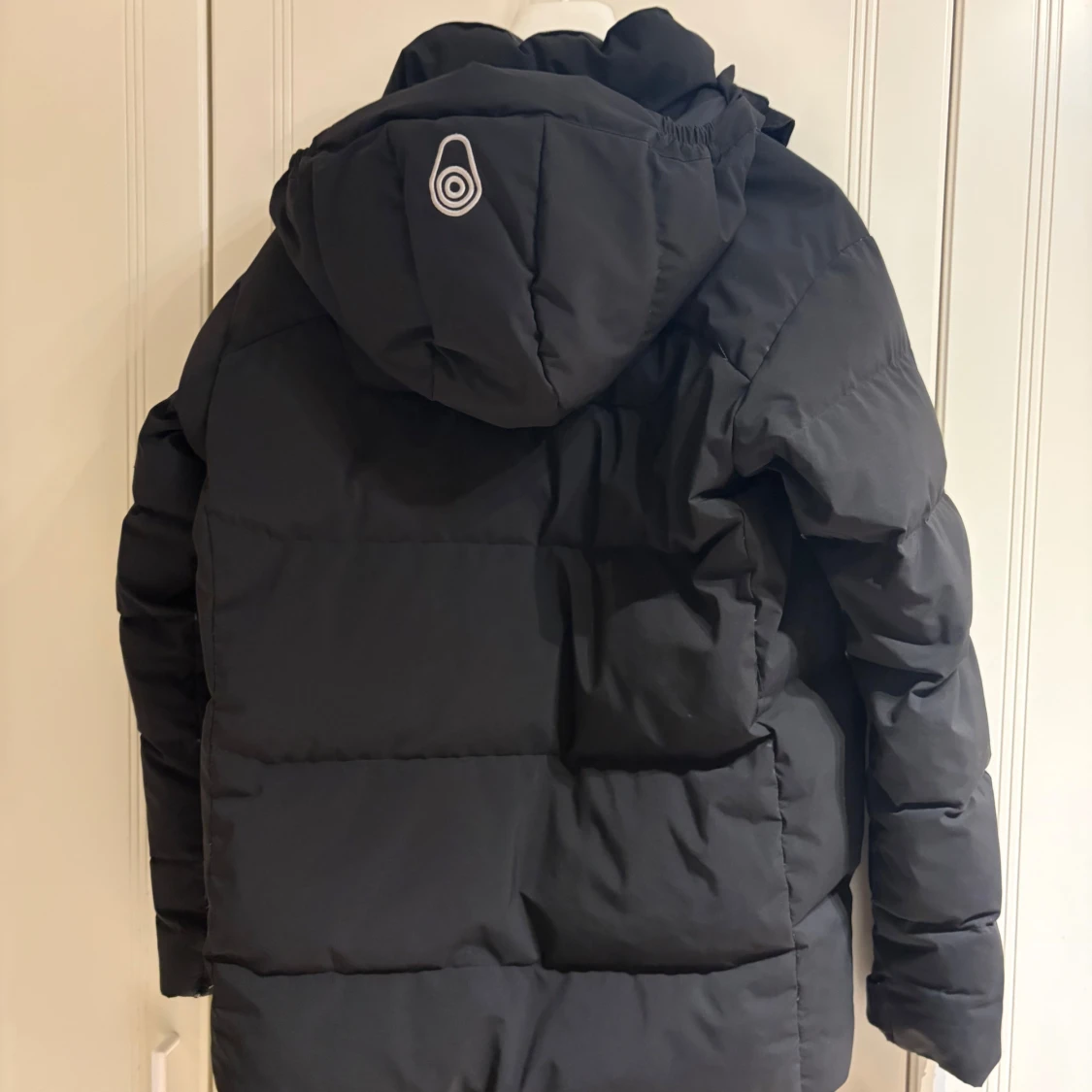 Svart pufferjacka från Sail Racing - 3