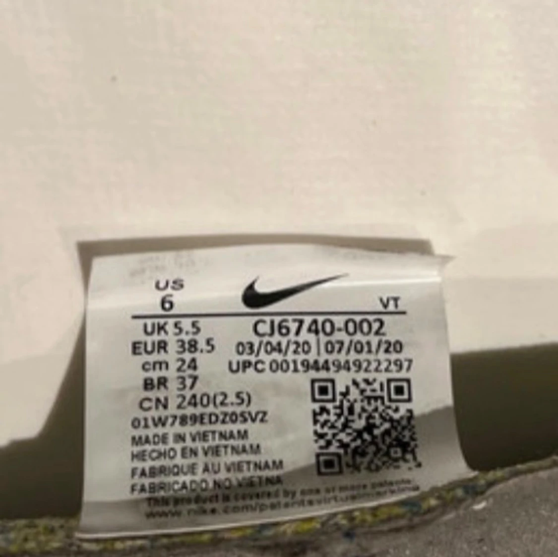 Nike Vapormax Flyknit Svarta 38.5 - 2