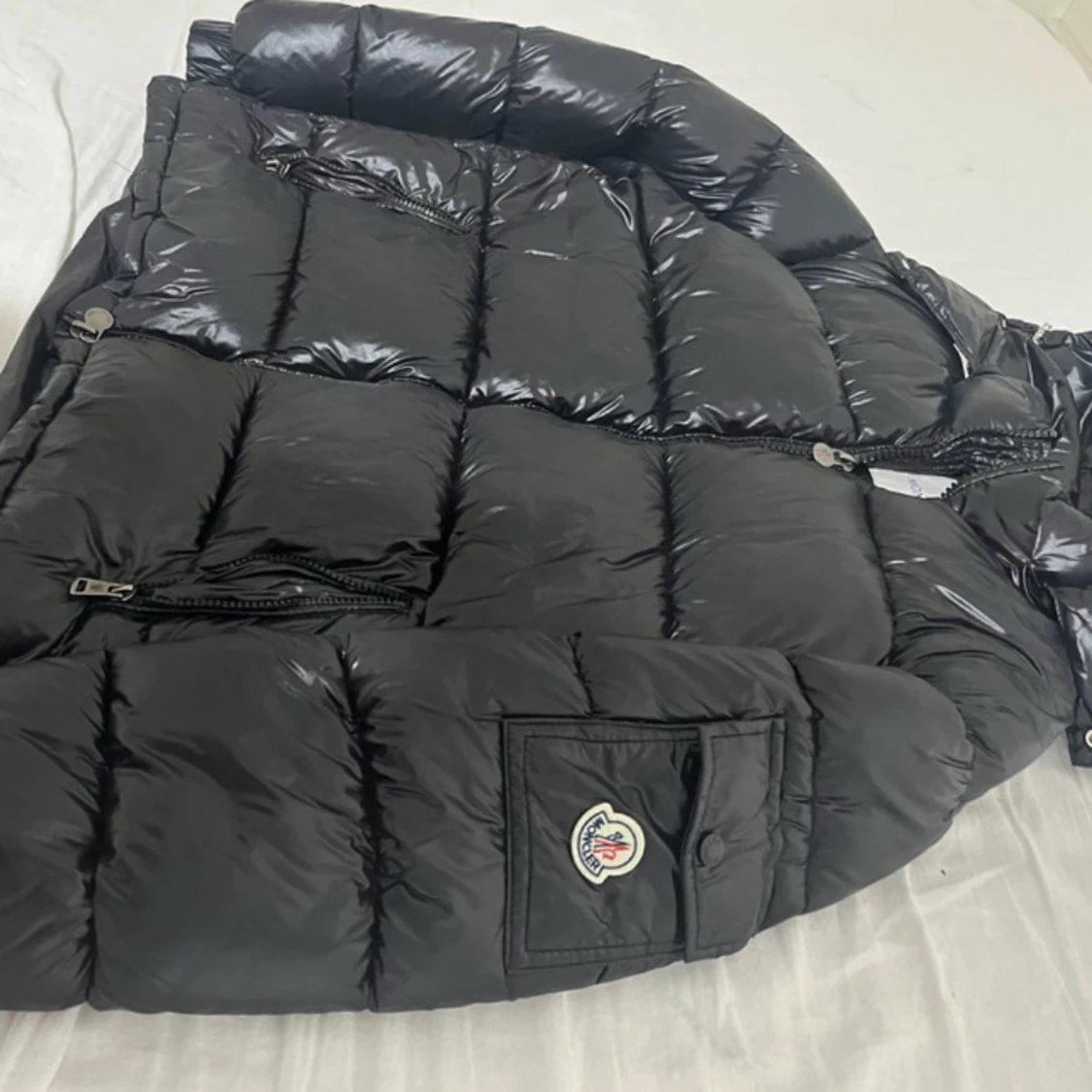 Svart Moncler Maya jacka  - 1