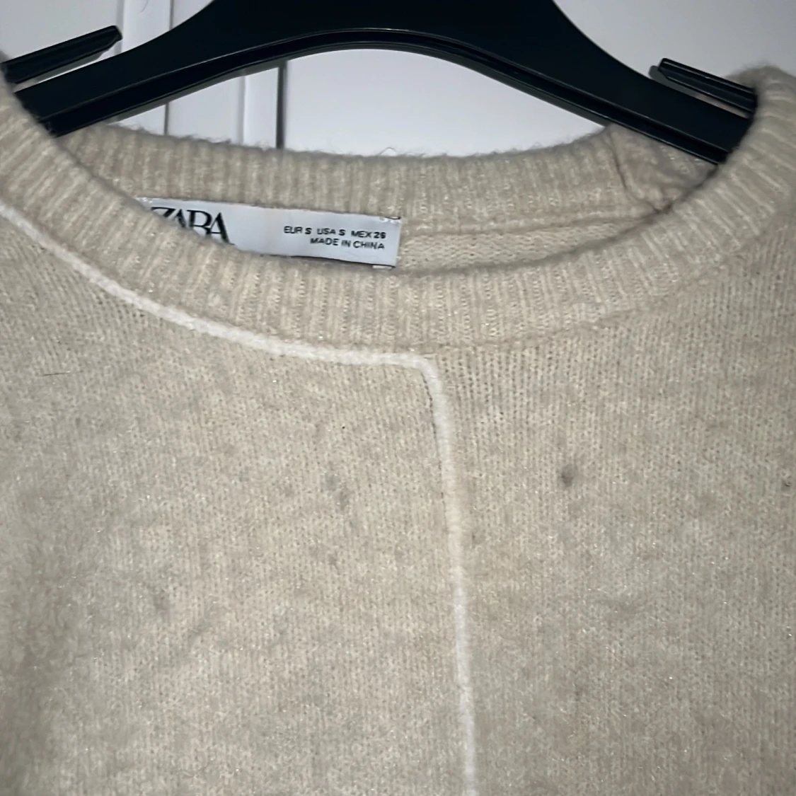 Beige stickad tröja från Zara (S) - 1