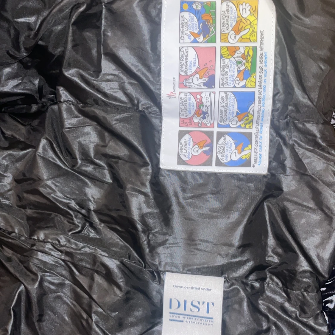 Svart dunväst från Moncler - 1