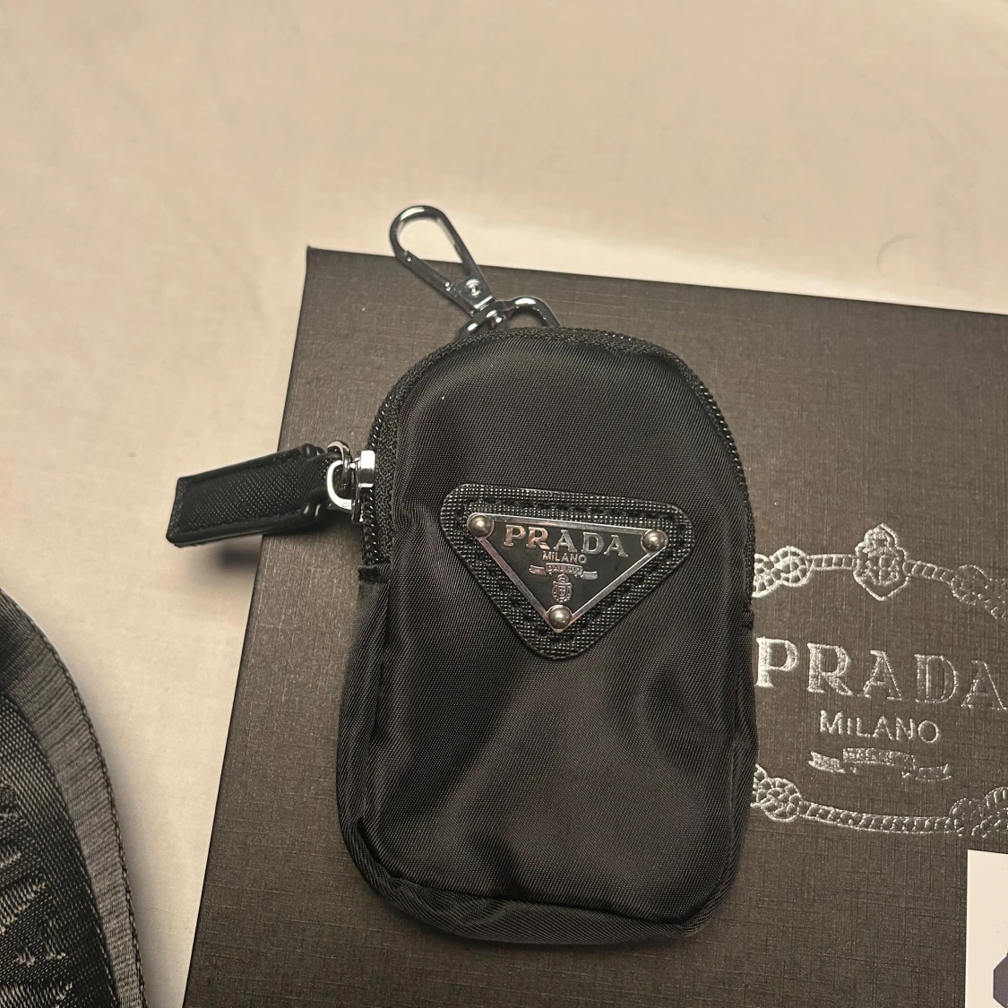 Svart Prada axelväska   i nylon - 3