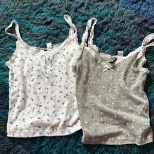 Super super fina linnen från hm - Säljer dessa som var så virala för något år sedan. Typ aldrig använda priset är för båda och det är samma skick och storlek på de båda