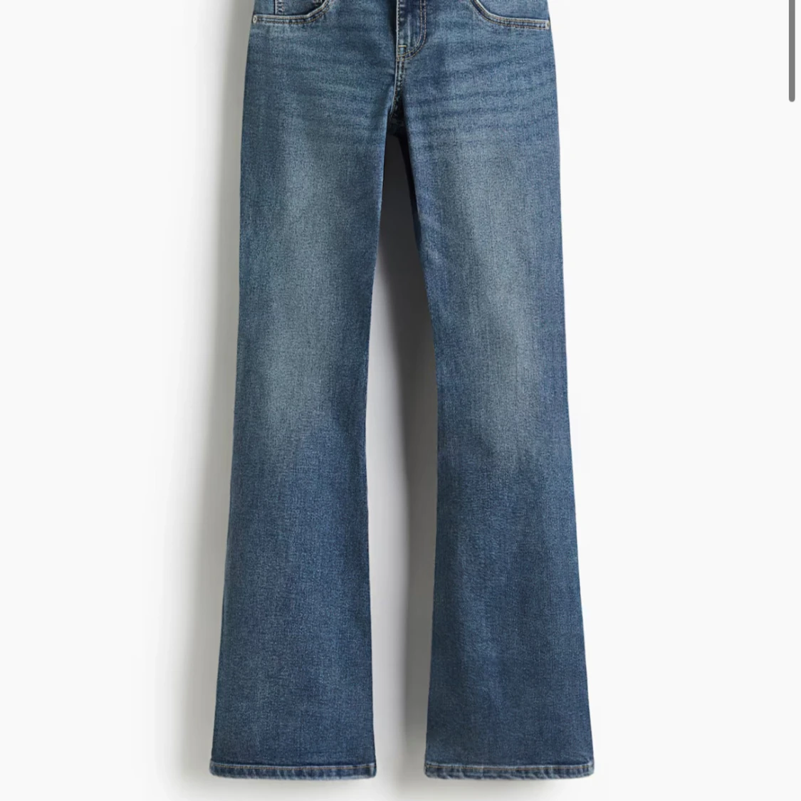 Blå bootcut / flare jeans med låg midja