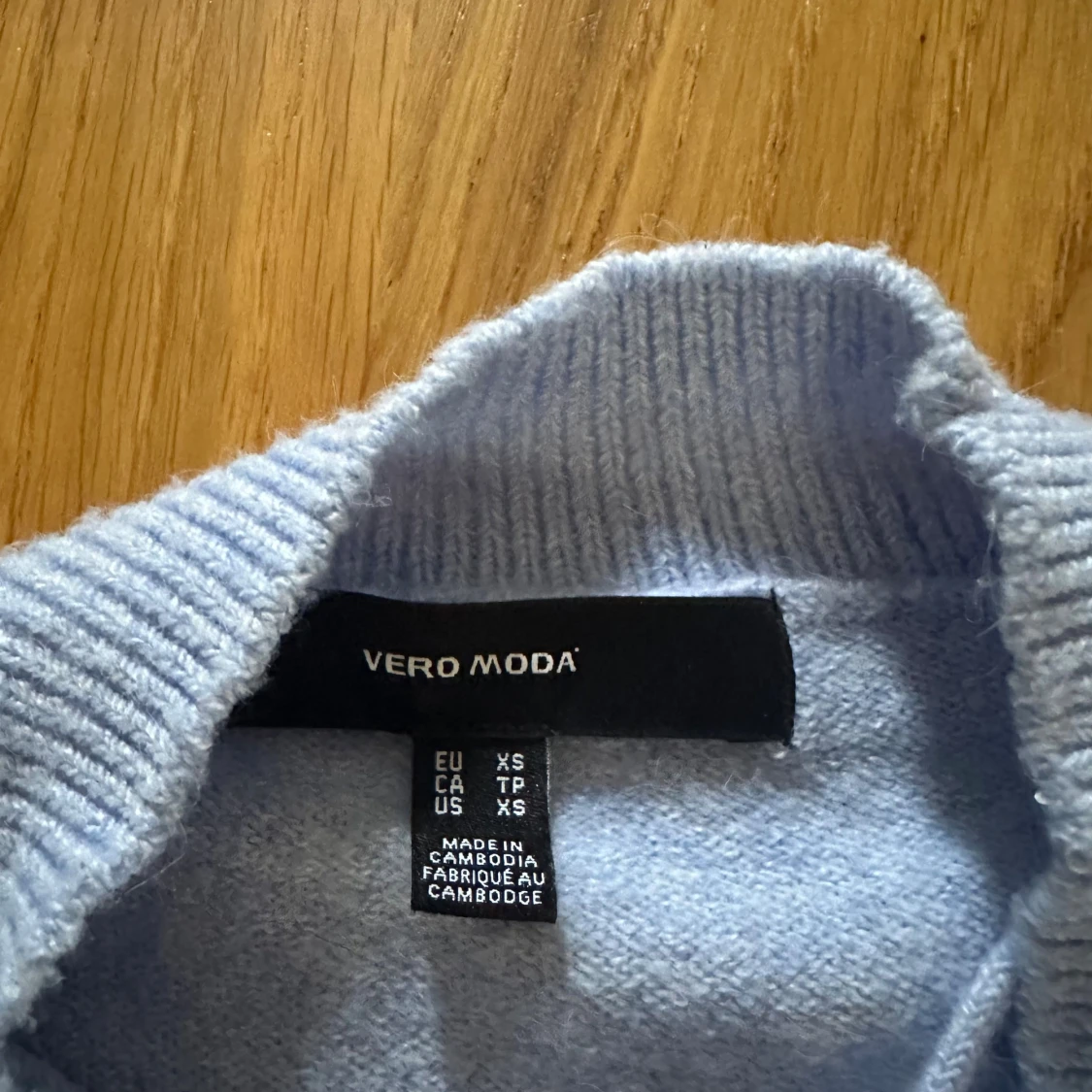 Ljusblå stickad från Vera Moda  - 2