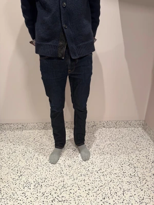 Nudie jeans  - Nudie jeans - Modell: Lean Dean - Storlek: W31/L30 - skick: 9/10 - Nypris runt 2000kr