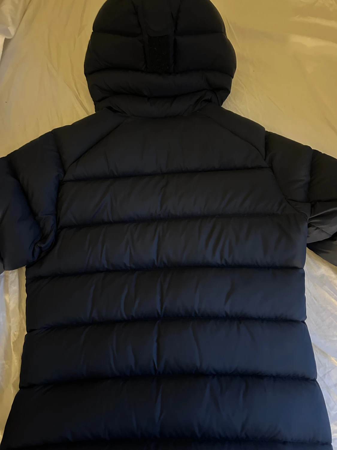 Mörkblå pufferjacka Peak Performance XS - 2