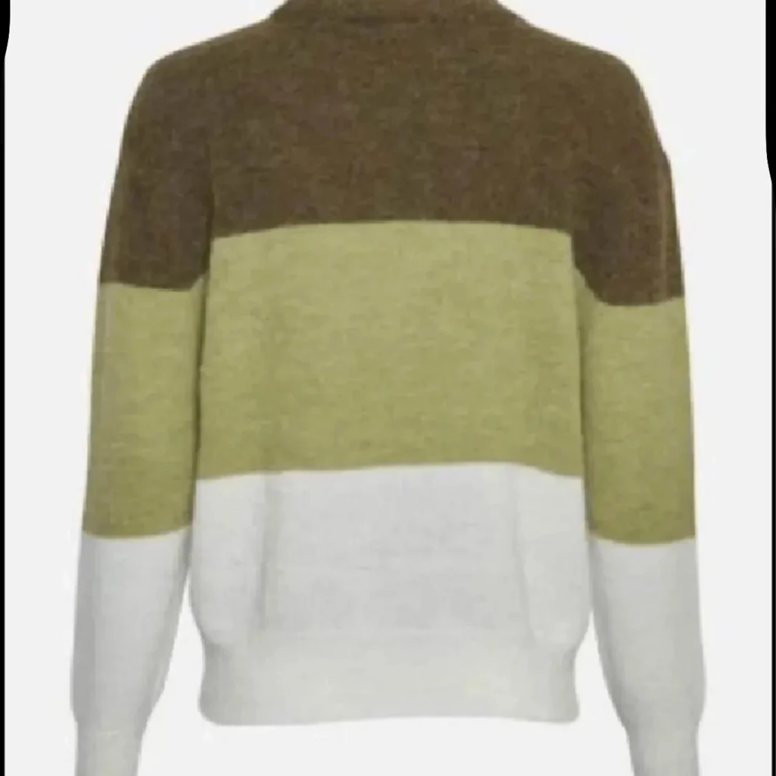 Randig stickad tröja i grönt och vitt - 3