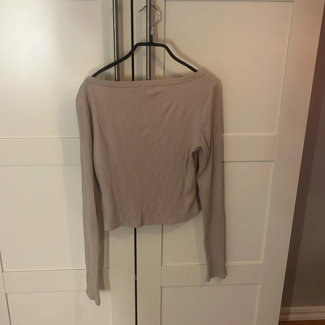 Beige ribbad långärmad topp H&M - 1