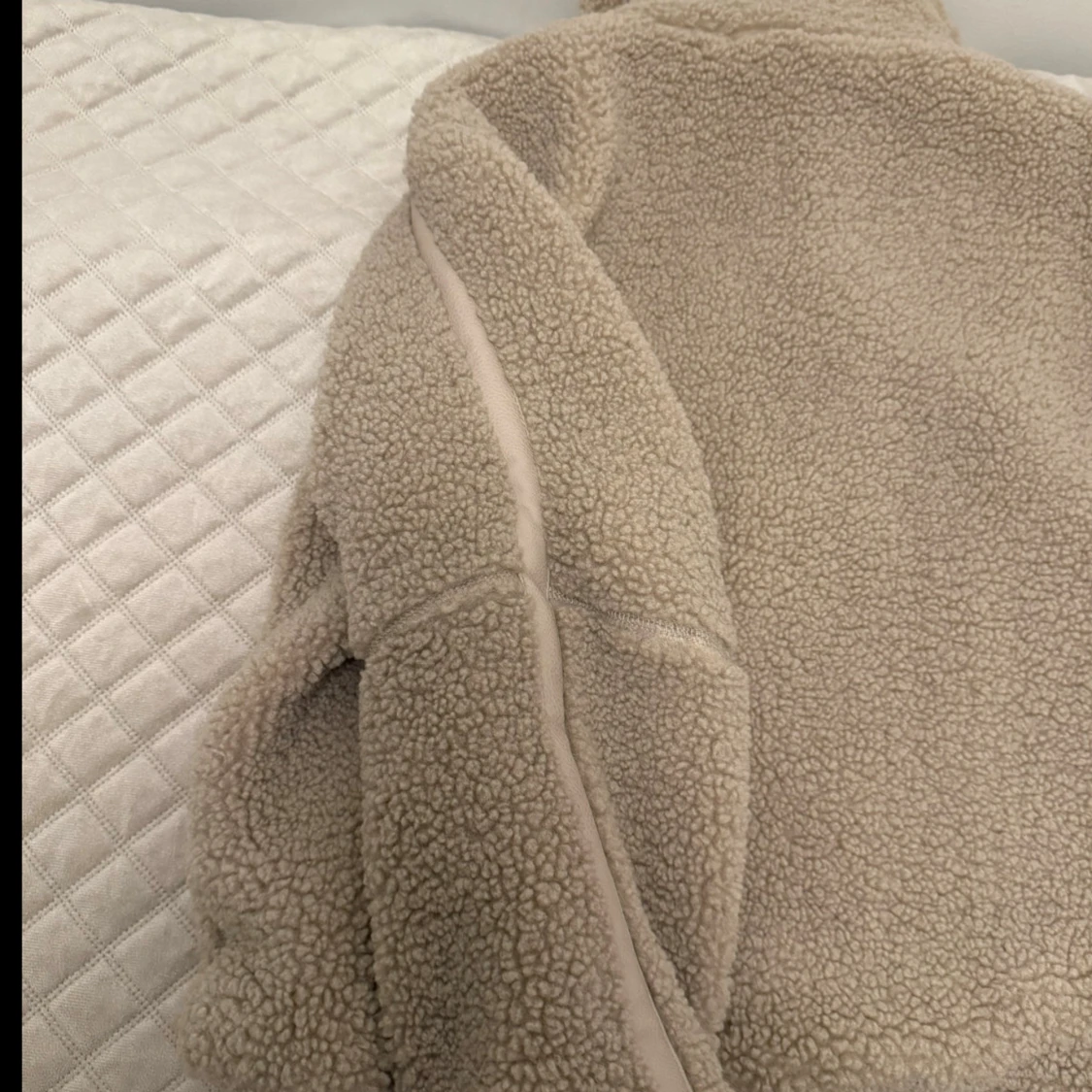 Teddyjacka från H&M - 2