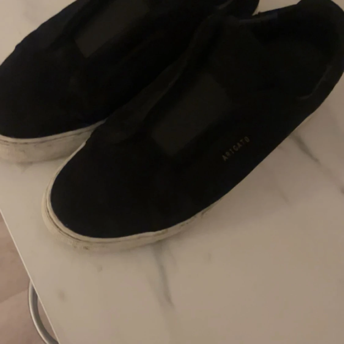 Svarta sneakers från ARIGATO - 1