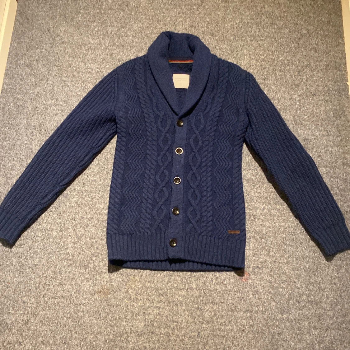 Mörkblå kofta från Peak Performance