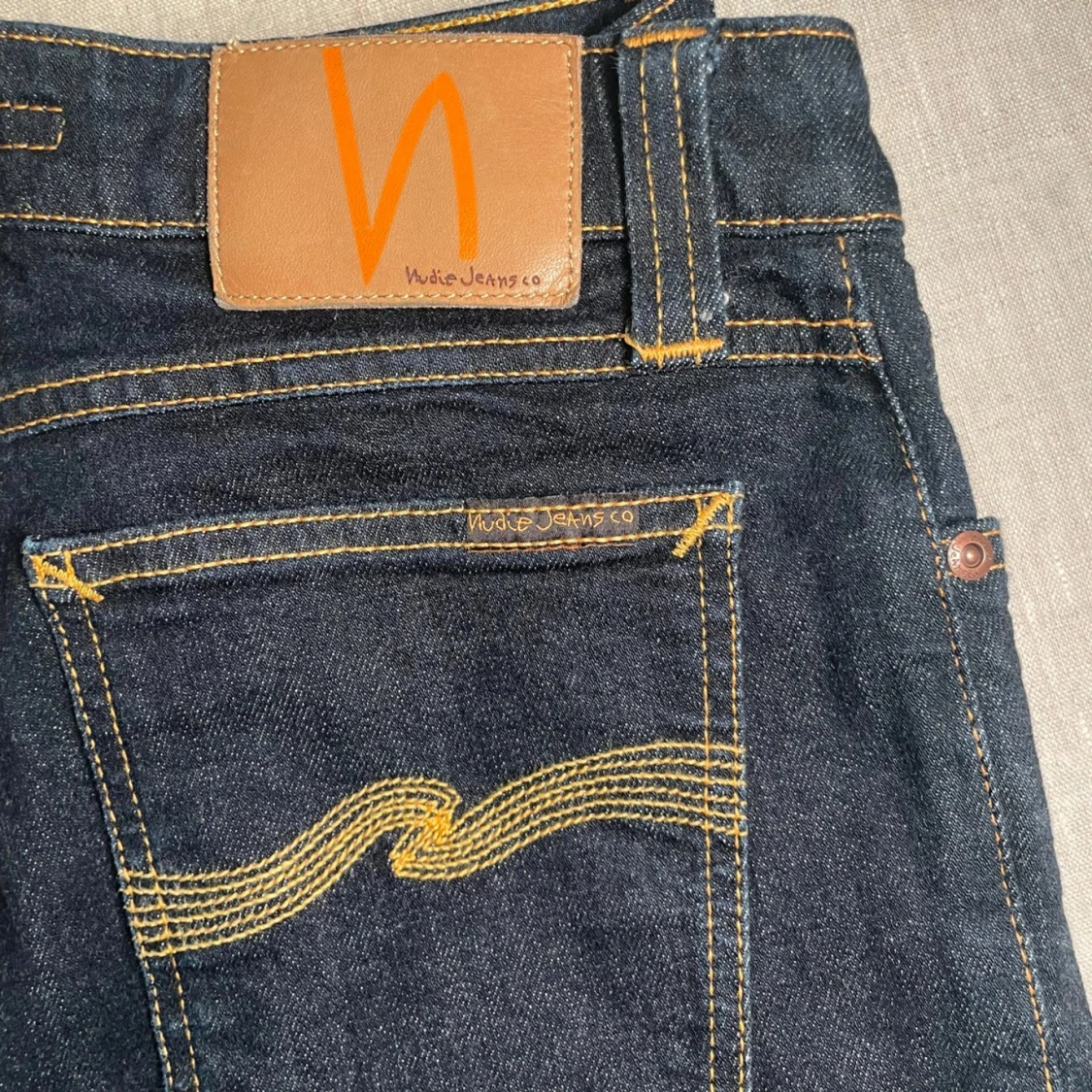 Mörkblå jeans från Nudie Jeans - 1