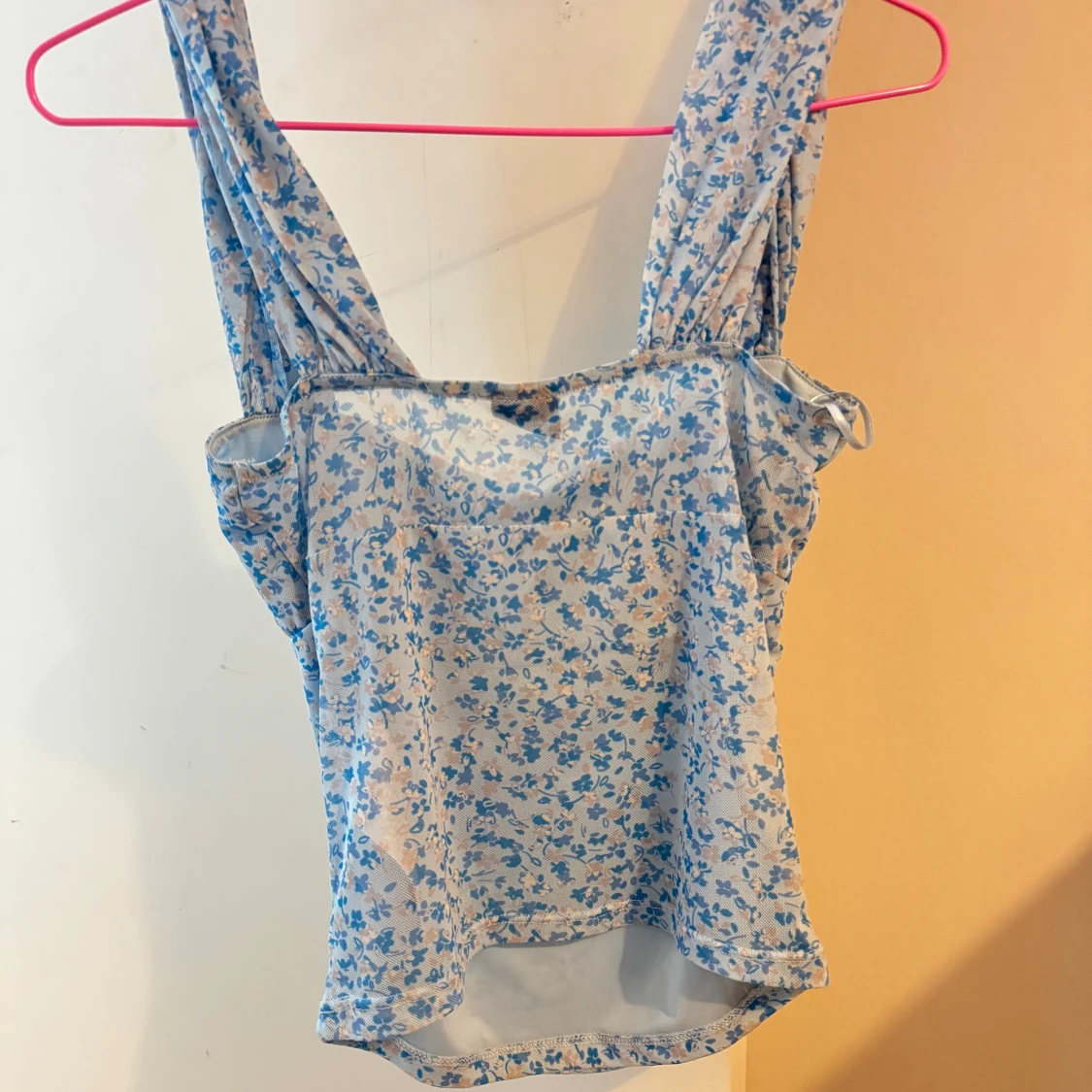 Blommig blå söt topp  - 1